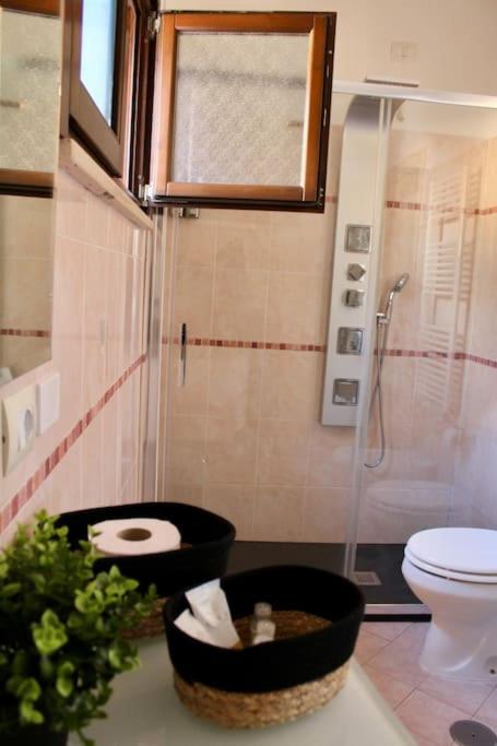 피우미치노 The Garden House Fco, Self Check In And Free Private Parking 아파트 외부 사진